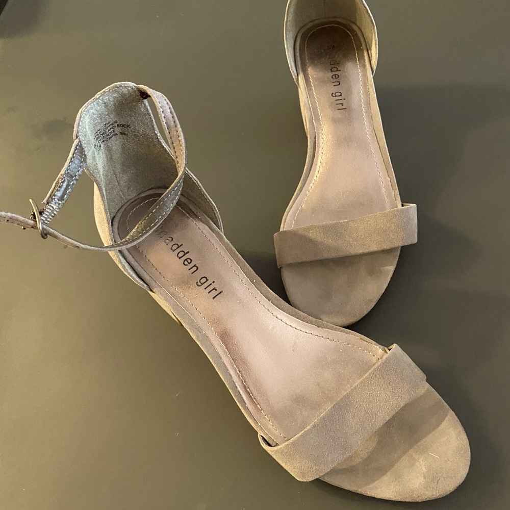 Madden Girl shoe